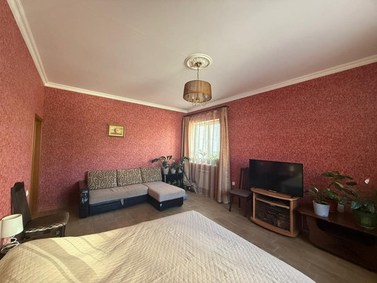 Продам двухкомнатную (2-комн.) квартиру, Маяковского ул, 5а, Геленджик г