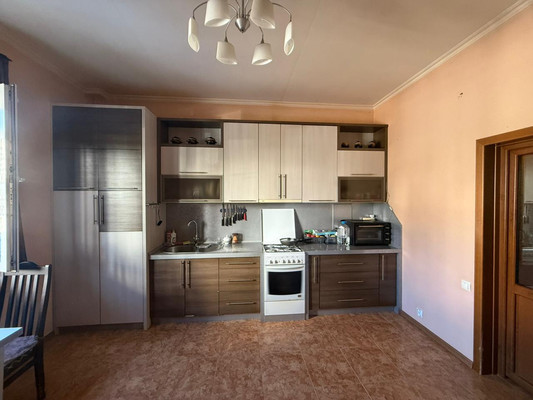 Продам двухкомнатную (2-комн.) квартиру, Маяковского ул, 5а, Геленджик г