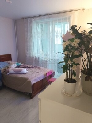 Продам двухкомнатную (2-комн.) квартиру, Бирюлёвская ул, 6, Москва г