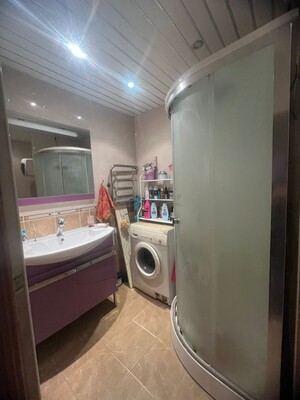 Продам многокомнатную квартиру, Изюмская ул, 22, Москва г