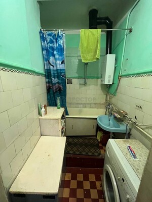 Продам комнату в 2-комн. квартире, Малая Остроумовская ул, 1Б, Москва г