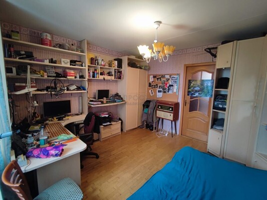 Продам трехкомнатную (3-комн.) квартиру, Ярославское ш, 2к2, Москва г