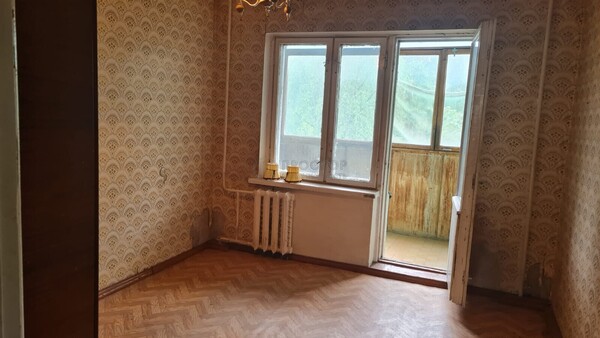 Продам трехкомнатную (3-комн.) квартиру, Шоссейная ул, 10, Люберцы г