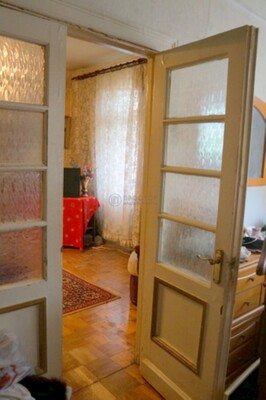 Продам трехкомнатную (3-комн.) квартиру, Полоцкая ул, 4, Москва г