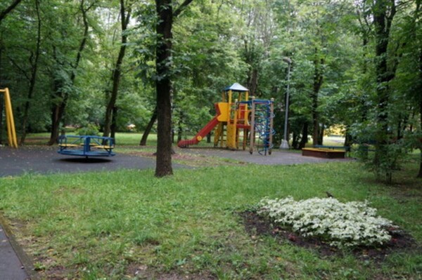 Продам трехкомнатную (3-комн.) квартиру, Полоцкая ул, 4, Москва г