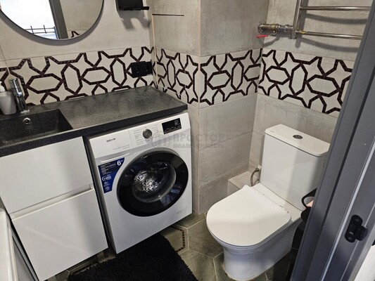 Продам двухкомнатную (2-комн.) квартиру, Балтийская ул, 15, Москва г