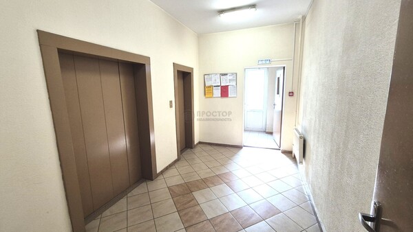 Продам трехкомнатную (3-комн.) квартиру, Удальцова ул, 81, Москва г