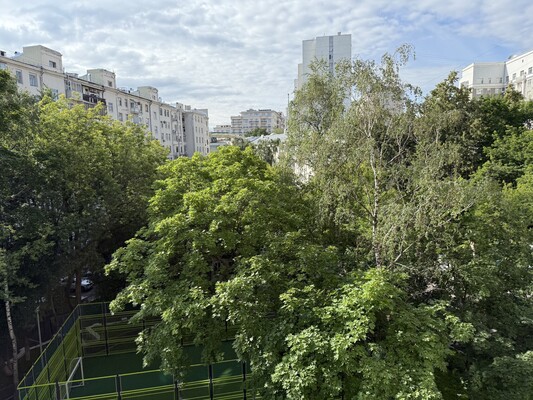 Продам двухкомнатную (2-комн.) квартиру, Гончарный проезд, 6с1, Москва г