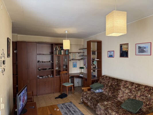 Продам двухкомнатную (2-комн.) квартиру, Гончарный проезд, 6с1, Москва г