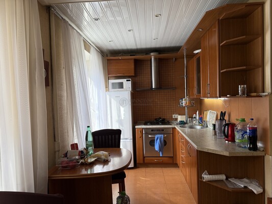 Продам двухкомнатную (2-комн.) квартиру, Гончарный проезд, 6с1, Москва г