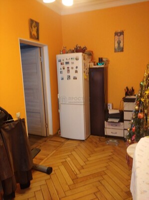 Продам 4-комн. в 6-комн. квартире, Красная Пресня ул, 32-34, Москва г