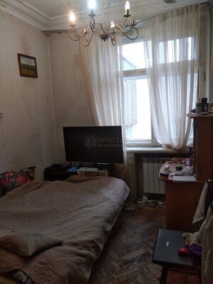 Продам 4-комн. в 6-комн. квартире, Красная Пресня ул, 32-34, Москва г