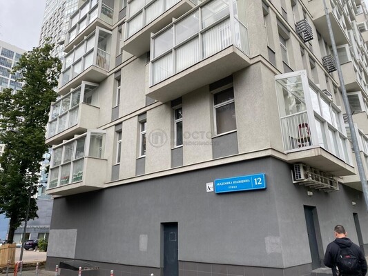 Продам трехкомнатную (3-комн.) квартиру, Академика Ильюшина ул, 12, Москва г
