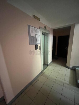 Продам однокомнатную (1-комн.) квартиру, Каширское ш, 92к3, Москва г