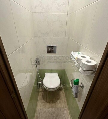 Продам многокомнатную квартиру, Молдагуловой ул, 10к4, Москва г