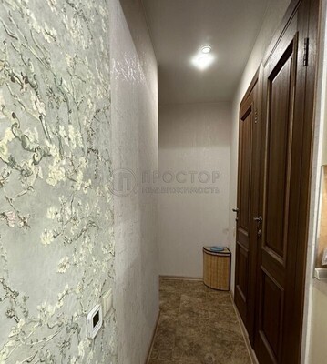 Продам многокомнатную квартиру, Молдагуловой ул, 10к4, Москва г