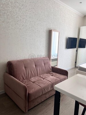 Продам однокомнатную (1-комн.) квартиру, Братьев Весниных б-р, 2, Москва г