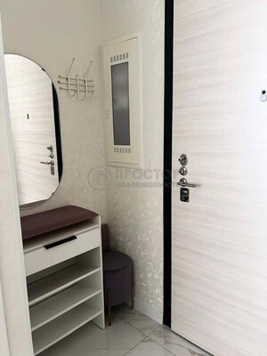 Продам однокомнатную (1-комн.) квартиру, Братьев Весниных б-р, 2, Москва г
