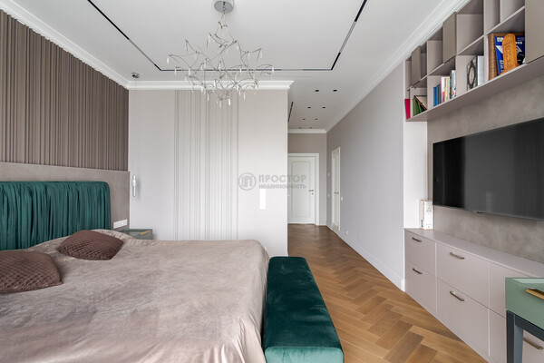 Продам многокомнатную квартиру, Староволынская ул, 12к4, Москва г