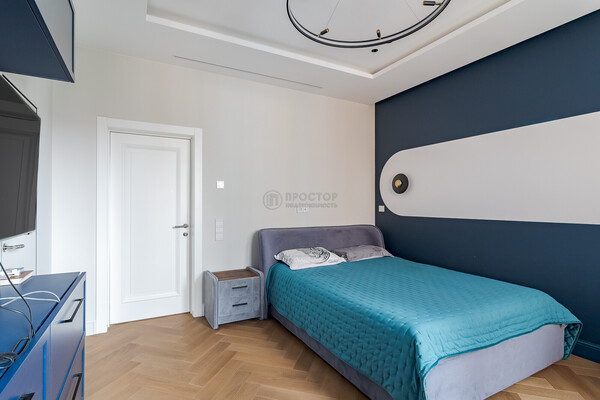 Продам многокомнатную квартиру, Староволынская ул, 12к4, Москва г
