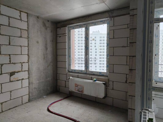 Продам однокомнатную (1-комн.) квартиру, Родниковая ул, 30к3, Московский п