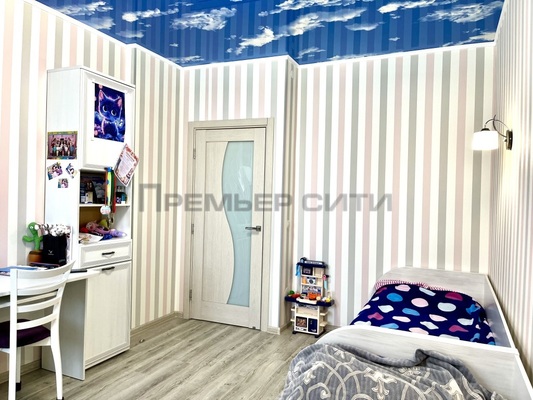 Продам двухкомнатную (2-комн.) квартиру, Хрустальный пер, 27, Калуга г