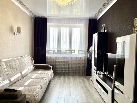 Продам двухкомнатную (2-комн.) квартиру, Хрустальный пер, 27, Калуга г