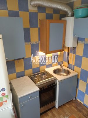 Продам двухкомнатную (2-комн.) квартиру, Орбели ул, 12, Санкт-Петербург г