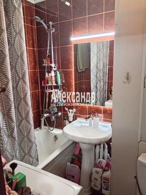 Продам двухкомнатную (2-комн.) квартиру, Орбели ул, 12, Санкт-Петербург г