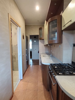 Продам двухкомнатную (2-комн.) квартиру, Товарный пер, 3, Калининград г