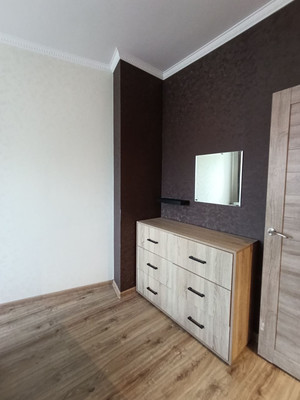 Продам двухкомнатную (2-комн.) квартиру, Товарный пер, 3, Калининград г