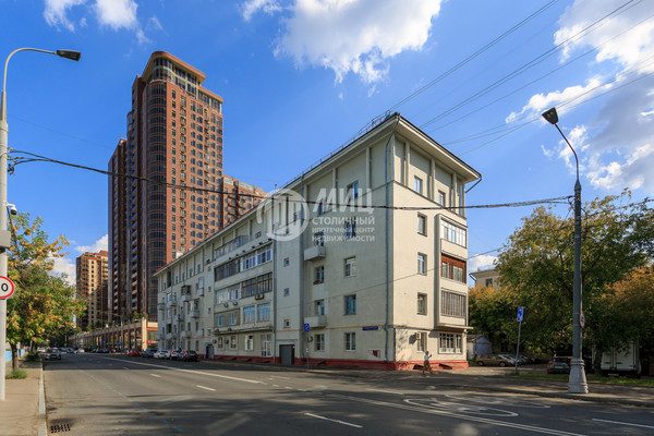 Продам многокомнатную квартиру, 1-я Машиностроения ул, 4к1, Москва г