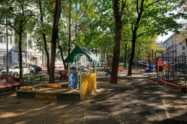 Продам многокомнатную квартиру, 1-я Машиностроения ул, 4к1, Москва г
