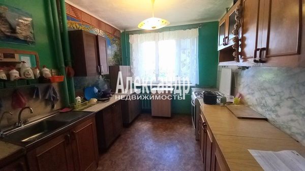 Продам комнату в 6-комн. квартире, Здоровцева ул, 10, Санкт-Петербург г