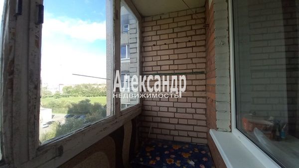 Продам комнату в 6-комн. квартире, Здоровцева ул, 10, Санкт-Петербург г