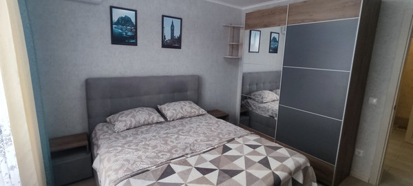 Сдам двухкомнатную (2-комн.) квартиру, Мурата Ахеджака ул, 21к1, Новороссийск г