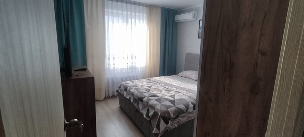 Сдам двухкомнатную (2-комн.) квартиру, Мурата Ахеджака ул, 21к1, Новороссийск г