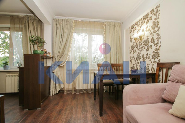 Продам трехкомнатную (3-комн.) квартиру, 2-я Хабаровская ул, 8А, Красноярск г