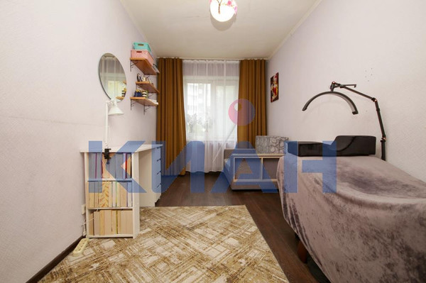 Продам трехкомнатную (3-комн.) квартиру, 2-я Хабаровская ул, 8А, Красноярск г