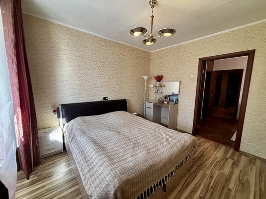 Продам трехкомнатную (3-комн.) квартиру, Пушкина ул, 51, Сыктывкар г