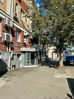 Продам коммерческое помещение 235 м2, Парижской Коммуны ул, 14, Казань г