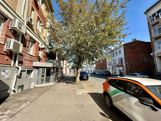 Продам коммерческое помещение 235 м2, Парижской Коммуны ул, 14, Казань г