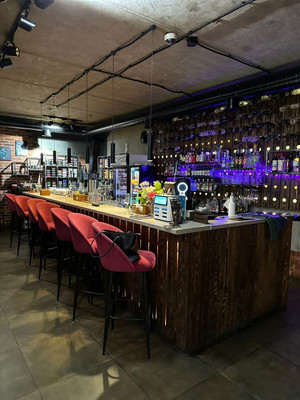 Продам коммерческое помещение 235 м2, Парижской Коммуны ул, 14, Казань г