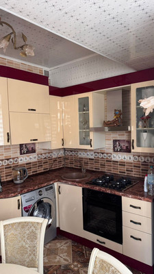 Продам двухкомнатную (2-комн.) квартиру, Жуковского ул, 24, Симферополь г