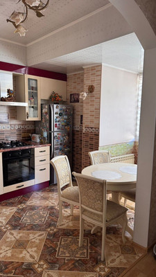 Продам двухкомнатную (2-комн.) квартиру, Жуковского ул, 24, Симферополь г
