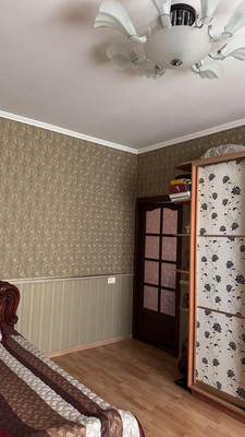 Продам двухкомнатную (2-комн.) квартиру, Жуковского ул, 24, Симферополь г