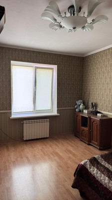 Продам двухкомнатную (2-комн.) квартиру, Жуковского ул, 24, Симферополь г