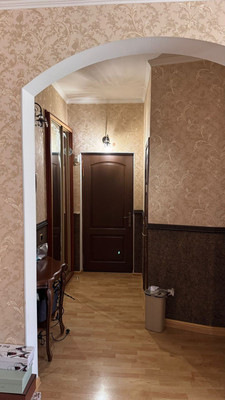 Продам двухкомнатную (2-комн.) квартиру, Жуковского ул, 24, Симферополь г