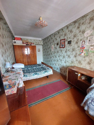 Продам трехкомнатную (3-комн.) квартиру, Киевская ул, 126, Симферополь г