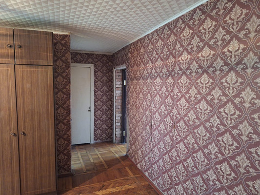 Продам трехкомнатную (3-комн.) квартиру, Манина пл, 6, Войсковицы п